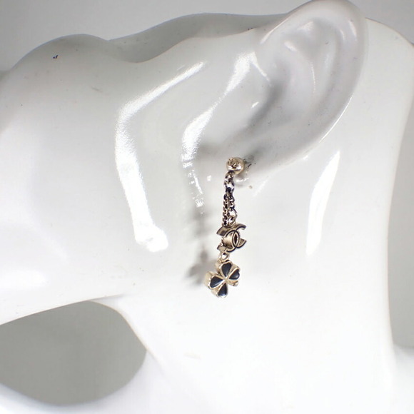 CHANEL Gold Logo Earrings - Picture 5 of 11